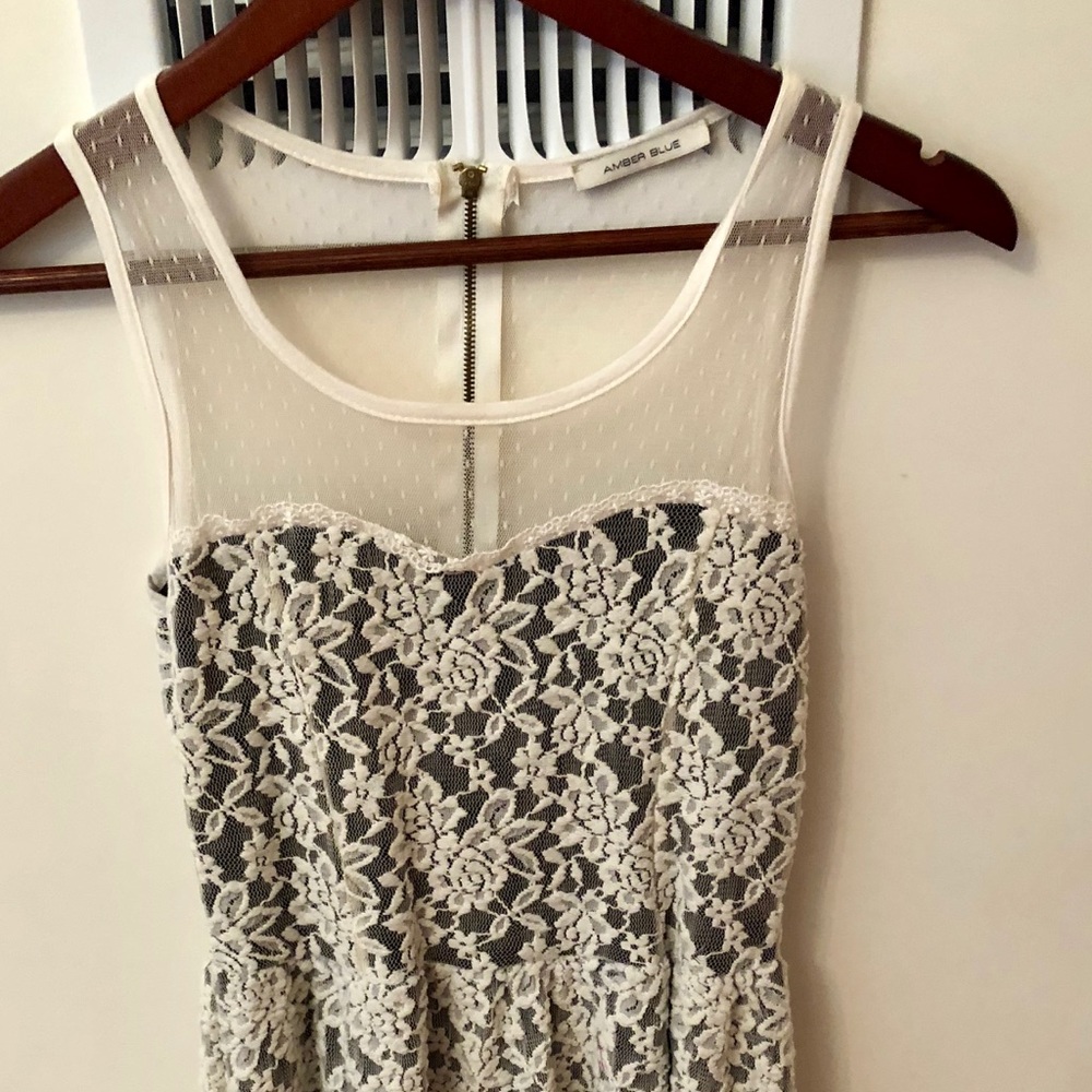 Chic White Lace Dress